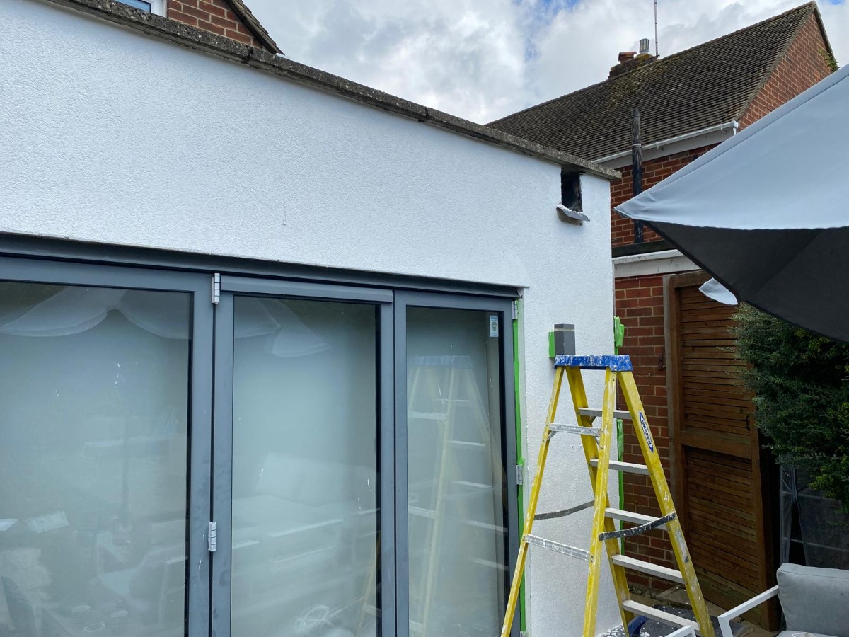 Painter and Decorator: Image 2